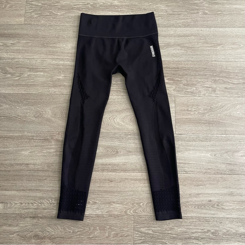 Gymshark black energy seamless leggings - large - Picture 2 of 8